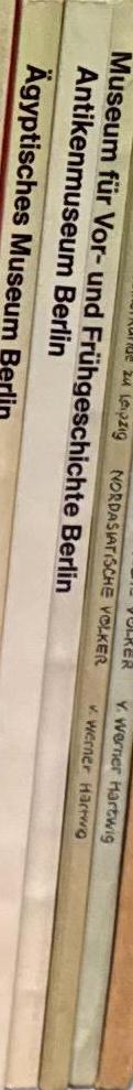 Museum für Vor- und Frühgeschichte, Berlin / Staatliche Museen zu Berlin spine