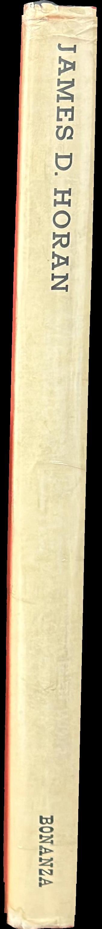 Matthew Brady : historian with a camera spine