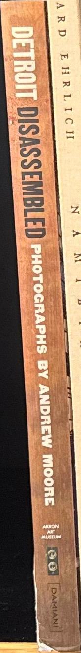 Detroit disassembled / essay by Philip Levine ; photographs by Andrew Moore spine