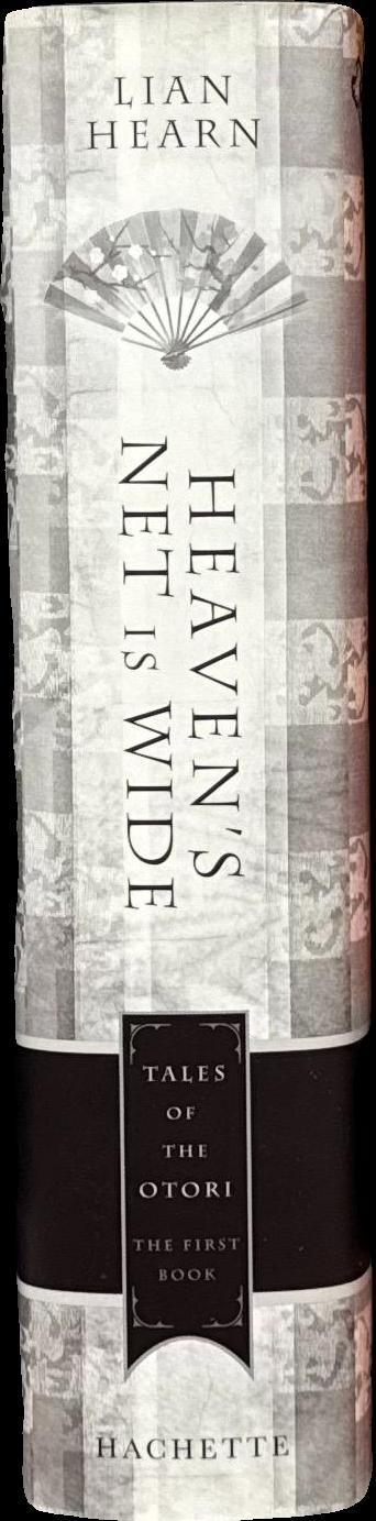 Heaven's net is wide / Lian Hearn spine