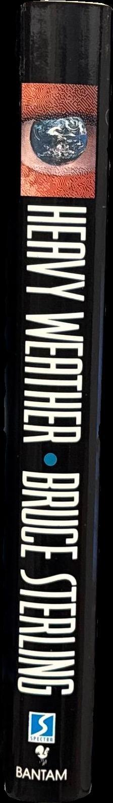 Heavy weather / Bruce Sterling spine